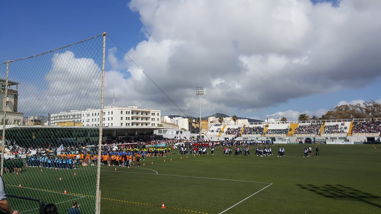 Los centros e institutos de Ceuta se reunen en esta actividad deportiva que se celebra después de dos años y que por primera vez ha contado con la inclusión, haciendo así los primeros juegos paralímpicos de nuestra ciudad.